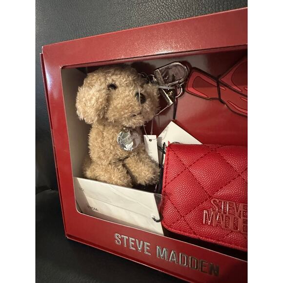 NIB 3pcs Steve Madden Red Wallet Gift Set - Picture 2 of 3